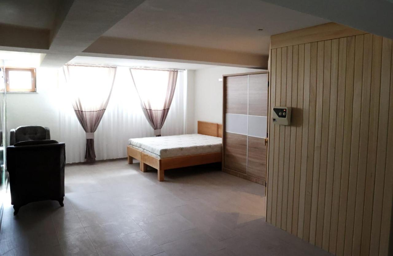 פריזרן Hotel Inn מראה חיצוני תמונה